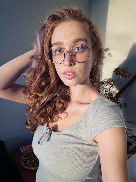 Big titted redhead Flora