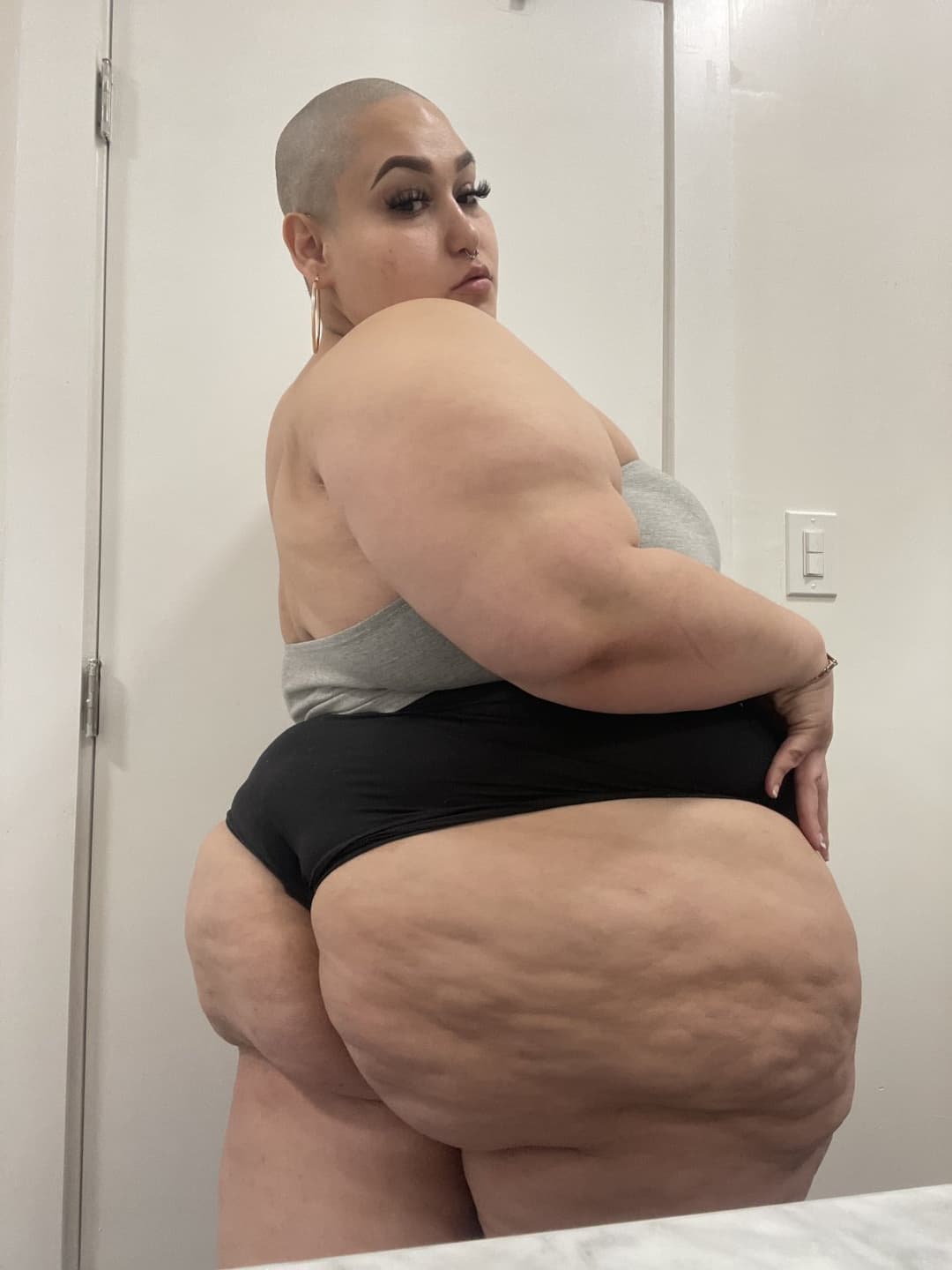 Bald Head Fat Ass Ssbbw Latina