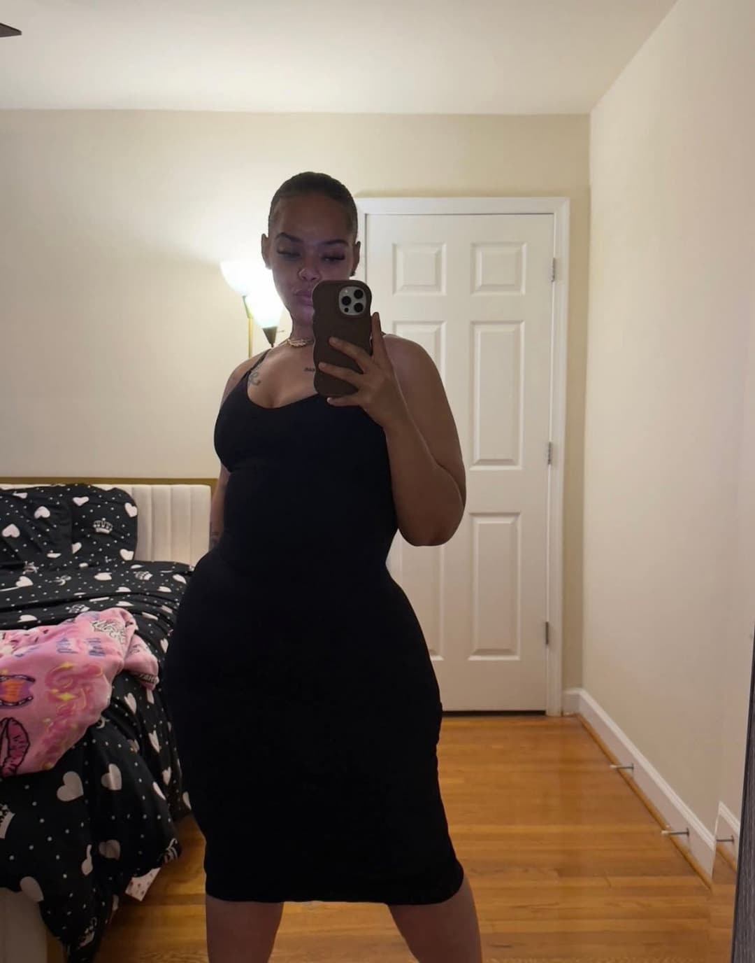 THICK CURVY EBONY BIG BOOTY