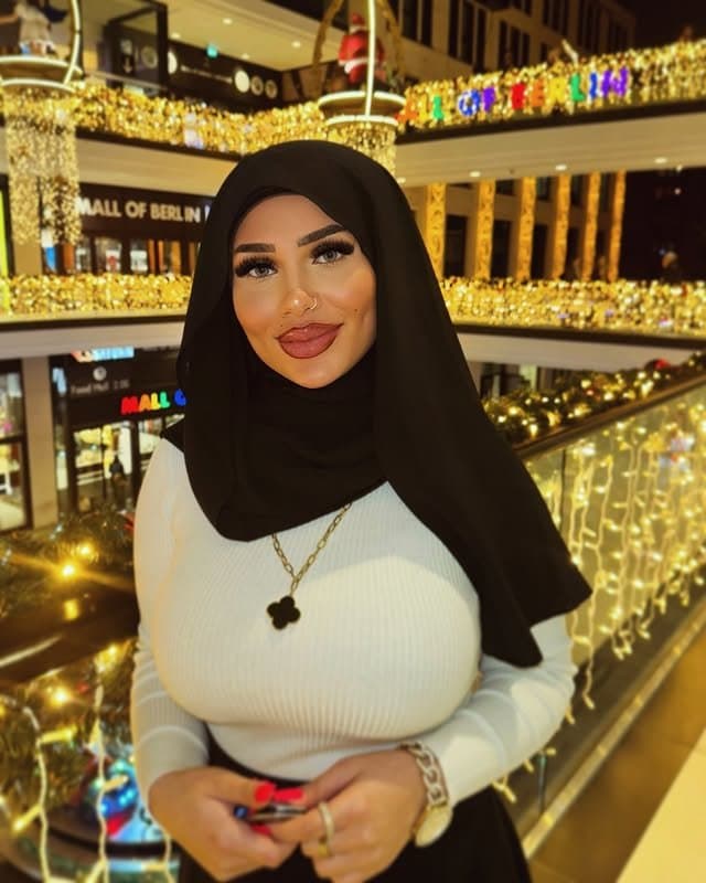 Curvy Lebanese- German Hijabi Whore