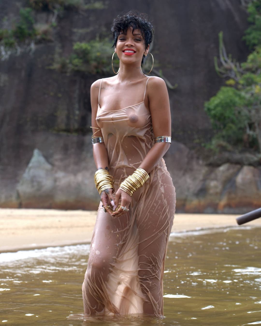 Rihanna - 2014 Vogue Brazil Outtakes v1