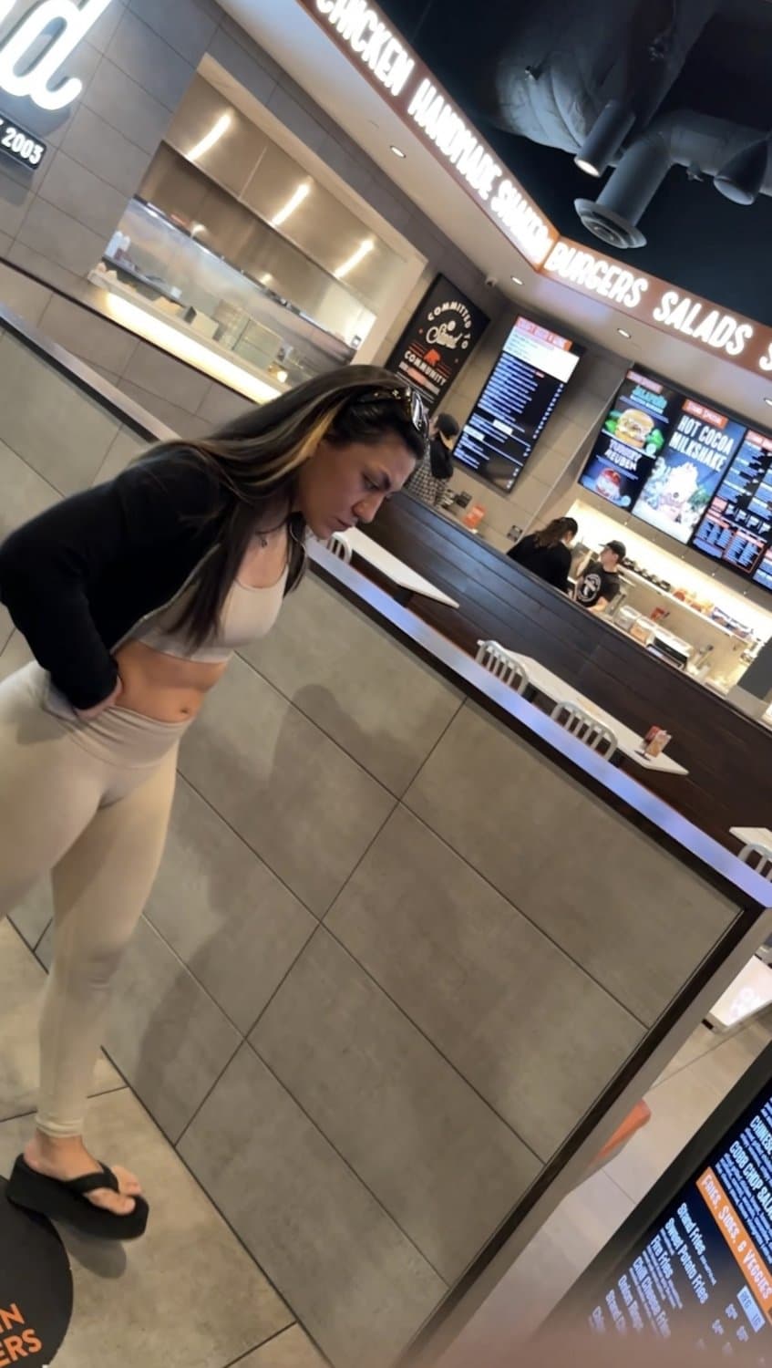 Angry thick booty Latina milf in leggings and platform flip flops