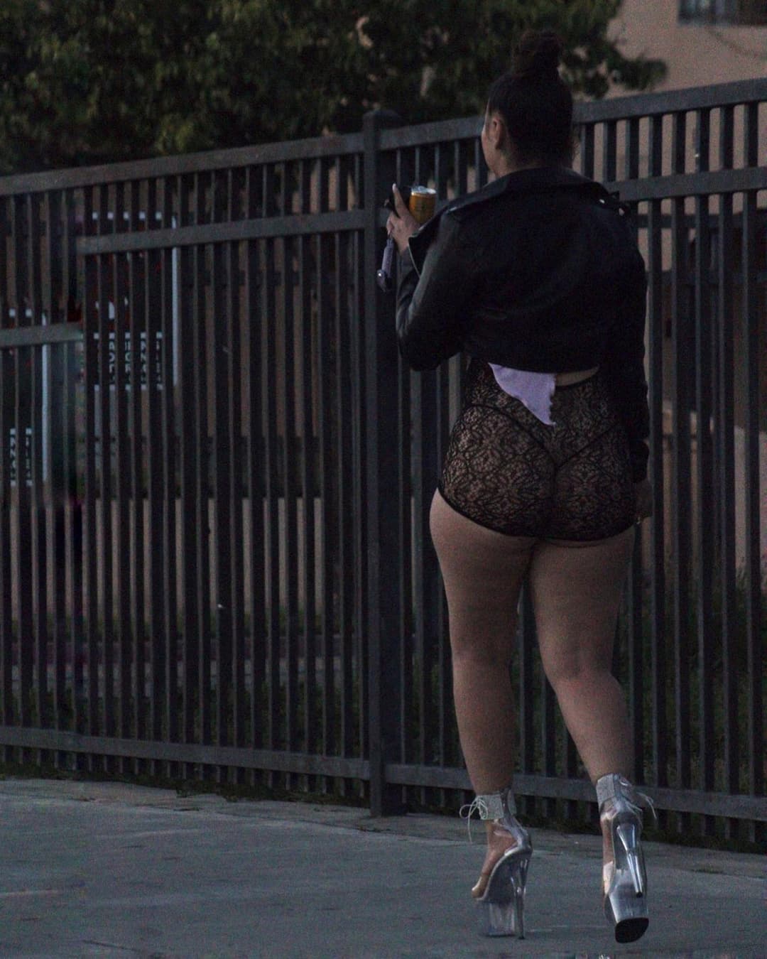 Acompanhantes, meninas da rua; Putas colombianas