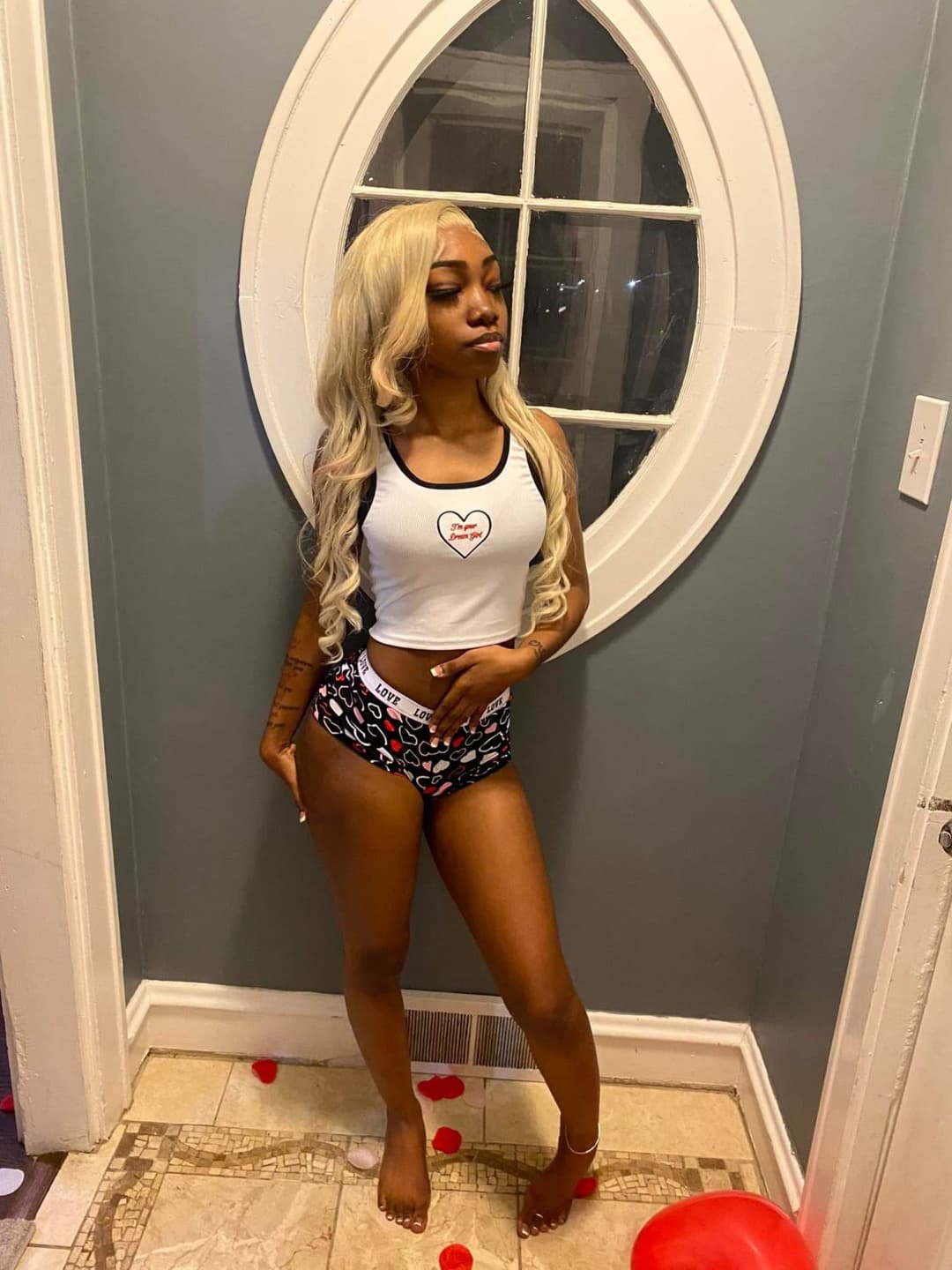 Barely legal Ebony teen with a fat ass & DSL’s ( Ebony teen sleepover booty)