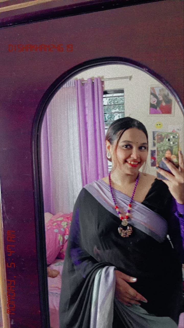 Desi Bangladeshi Beautiful Sexy Chubby Gf Showing Lover