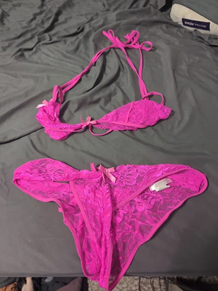 first time as sissy! shaved, dressed, riding dildo and sissygasm! Sissy Eva, 25 - kik: ECorse11