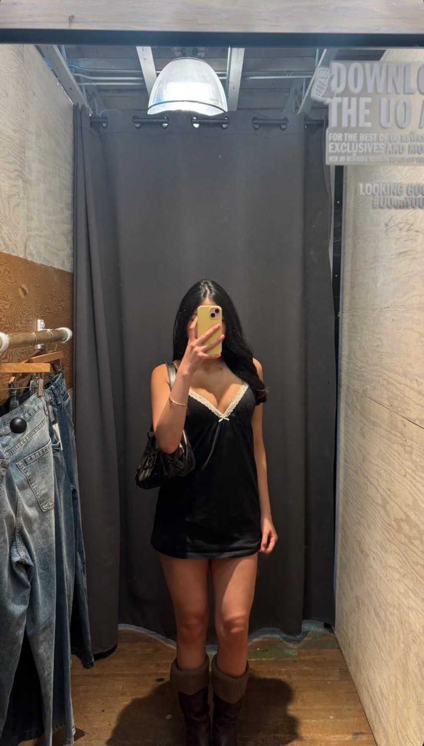 Ripe 18YO ABG TikTok Bop with TONS of Sex Appeal ?