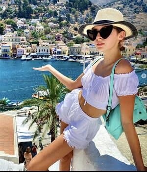 russian 25 years hot blogger part 1