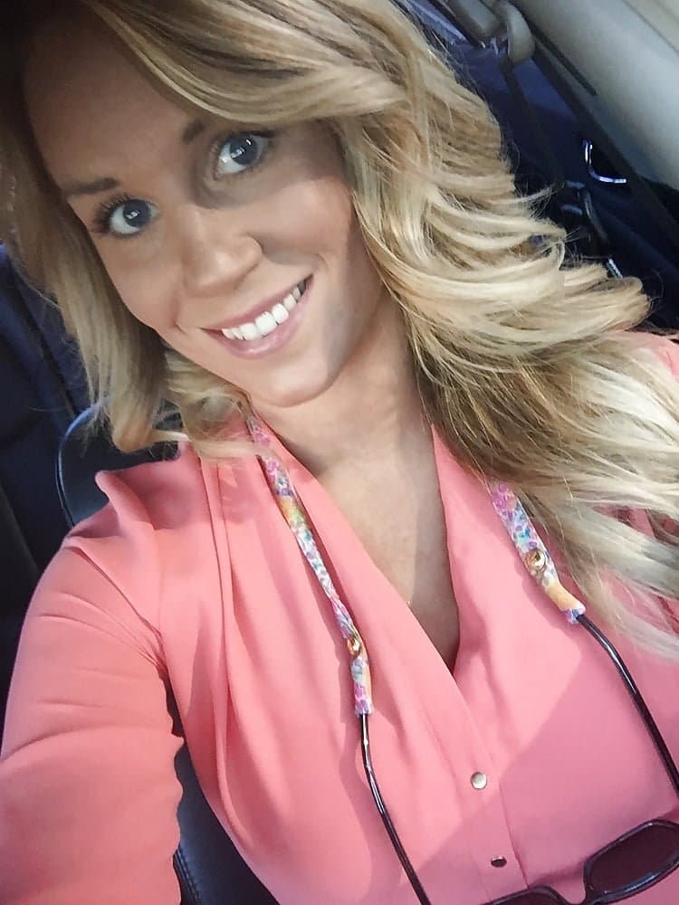 Curvy Floppy Tit MILF Kristen