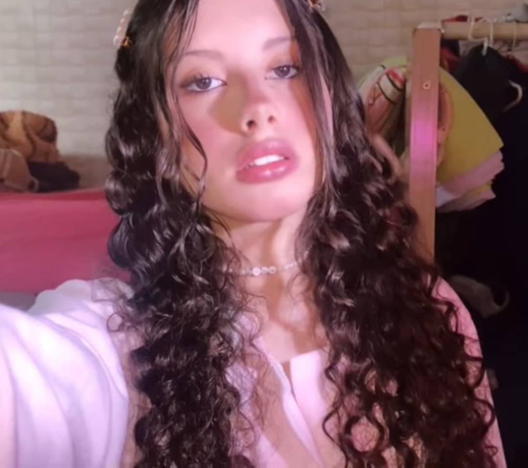 Quem fizer um video gozando pra essa foto minha vai ganhar uma foto exclusiva da minha bucetinha