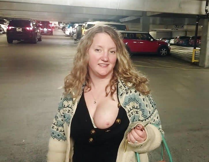 Melanie, a wife cum slut showing her cunt