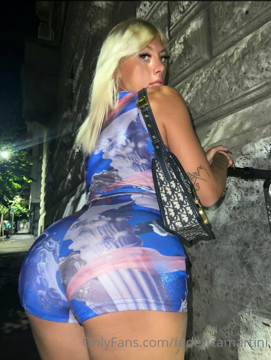 Italian fart queen federichina scoreggina