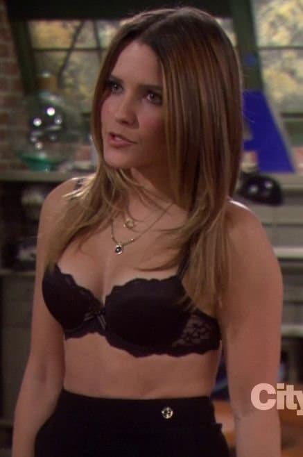 Sophia Bush is so Fucking Sexy what Great Banging Body! she makes for a Great Cum Target ??