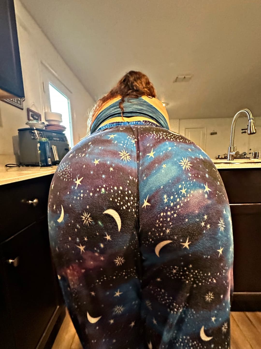 Pawg Stepsister Creepshots and talking her into eating her ass and fucking