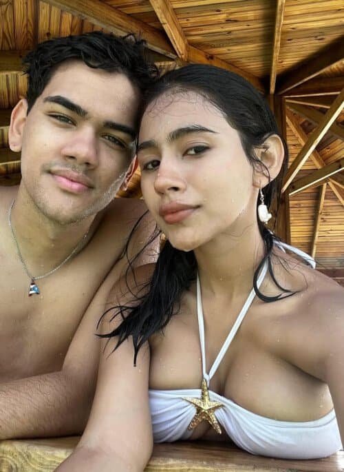 Casalzinho liberal mostrou tudo na internet