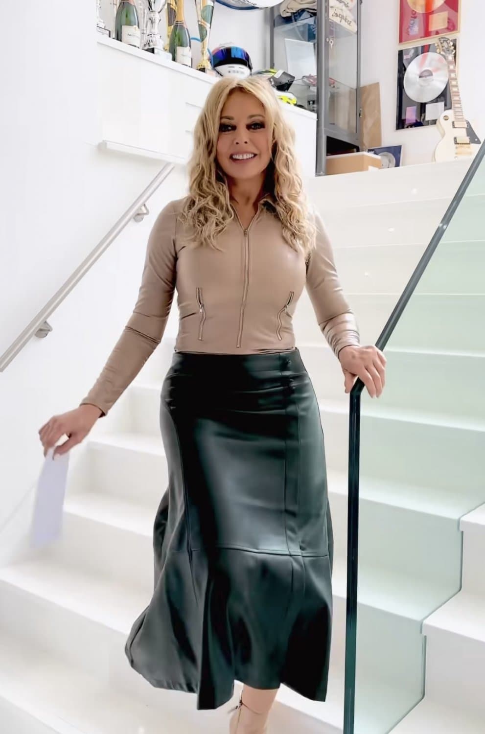 Click to view full size Carol dressed for wipe clean action