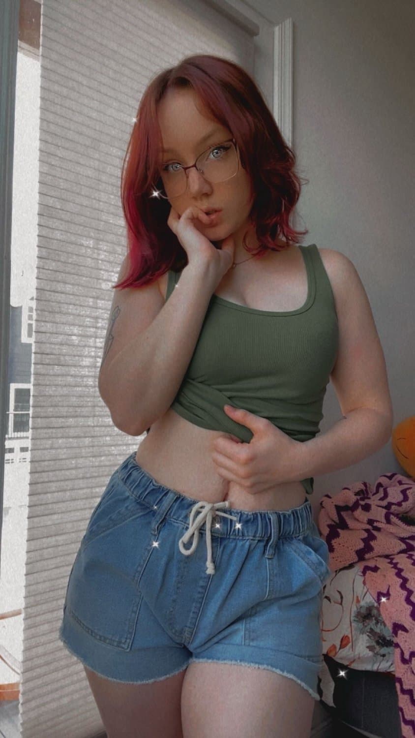 What my gf sends me vs what she sends her to her bull?