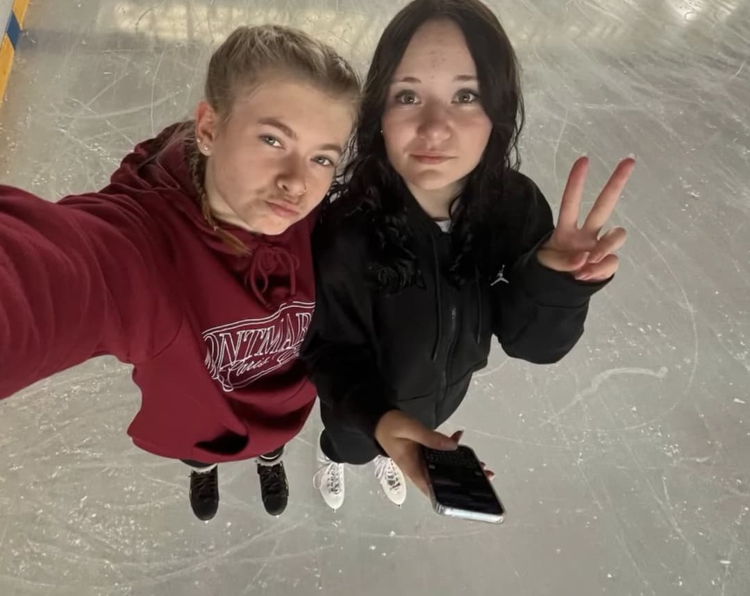 Hot swiss/italian ex girlfriend teen snapchat nudes leaked & her friend is hot.