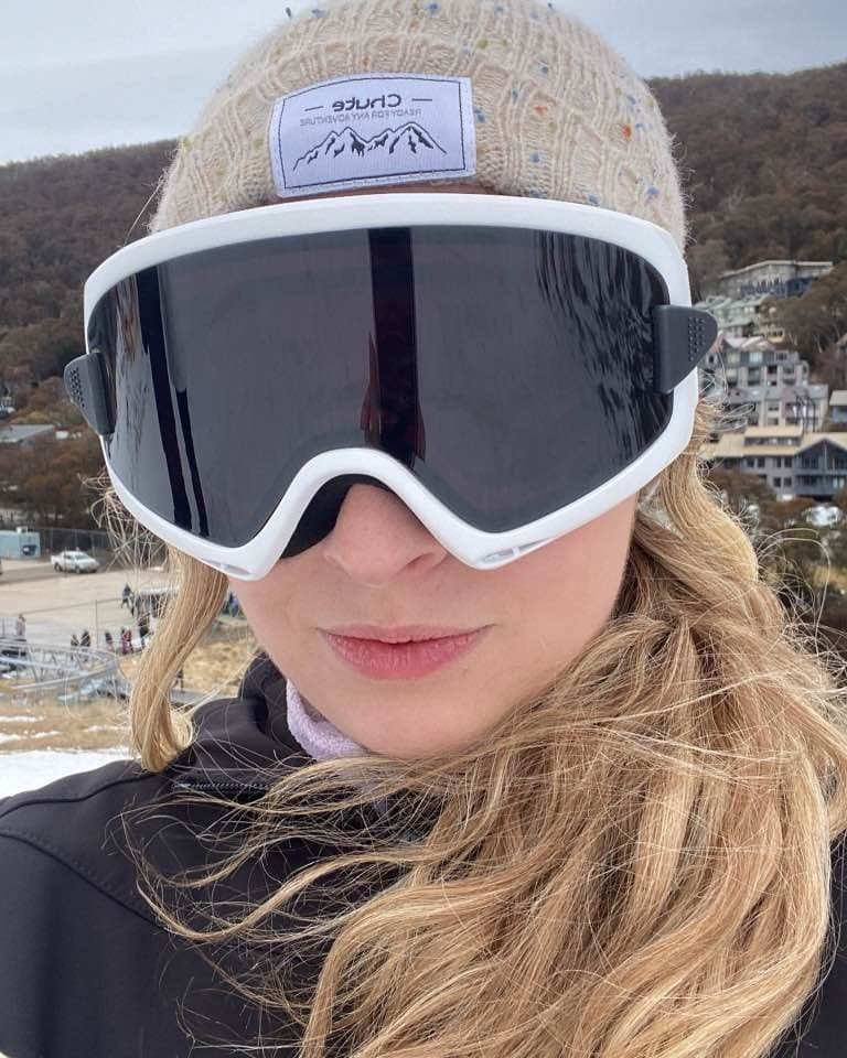 He shared his hopeless irl crush Jade. Crush his hopes even more