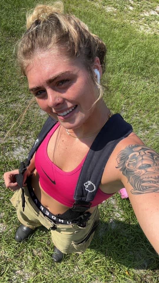 Leaked slut V@ler!3 is a 21 year old hardworking firefighter that sends nudes