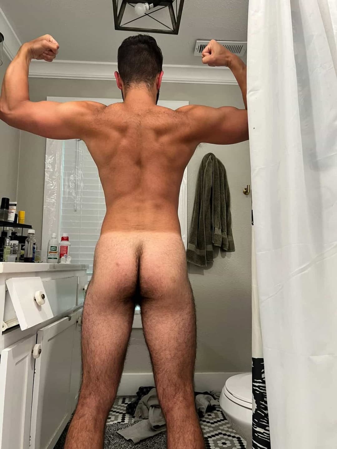 Fag drake: his snap is Drake101ism and his insta dy100ism