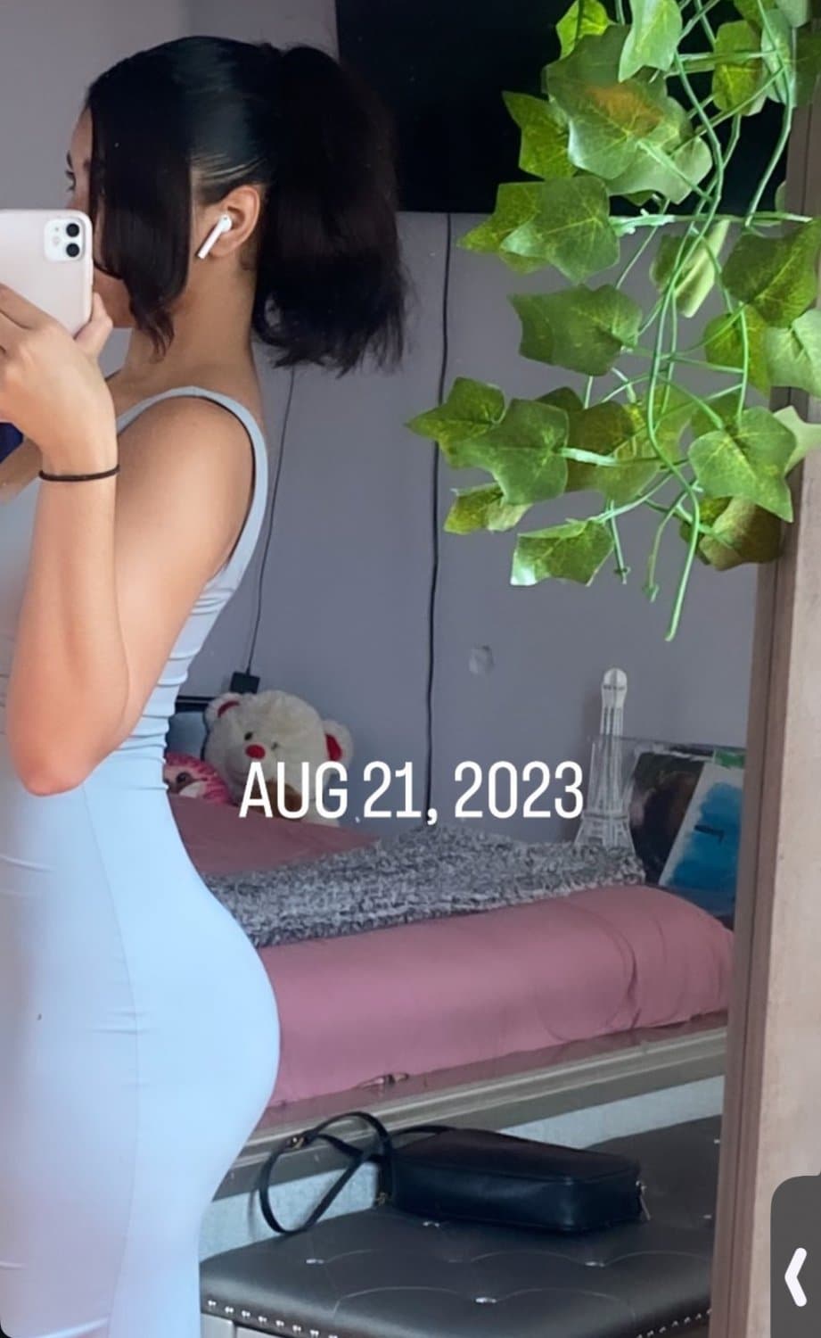 ya telling me ya wouldn’t break her back if ya had the chance