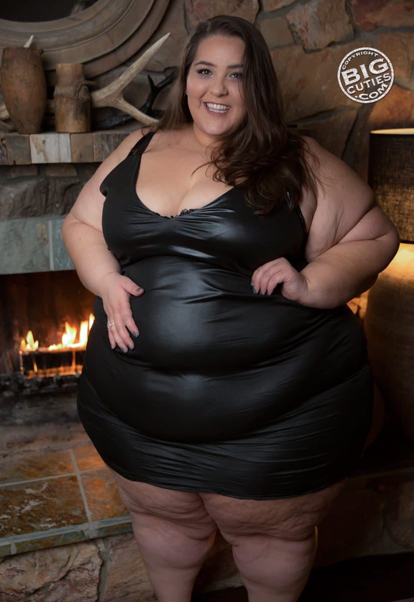 Click to view full size FAT JUICY GF MARY BOBERRY FAUX LEATHER MINI DRES XXXL