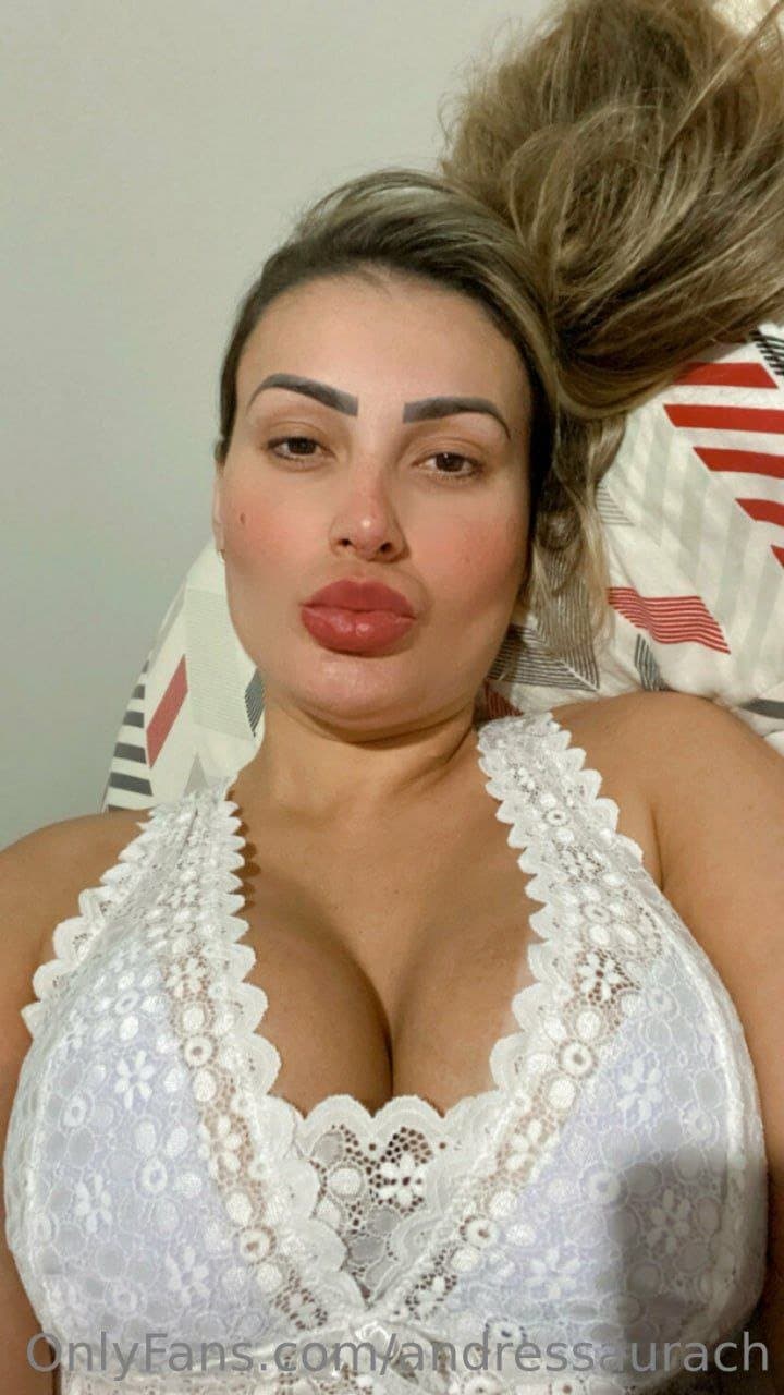 Click to view full size andressa urach