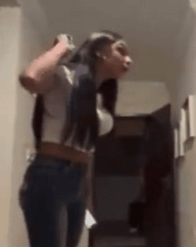 Intragam Quente: Casada e Garganta Profunda com o Personal