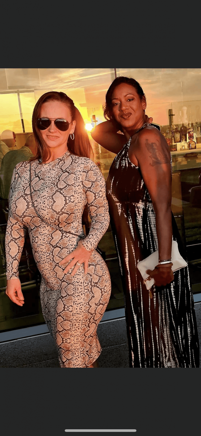 Curvy TikTok milf Julie Vaughn