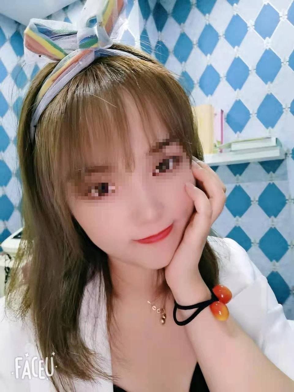 Sleeping Asian beauty