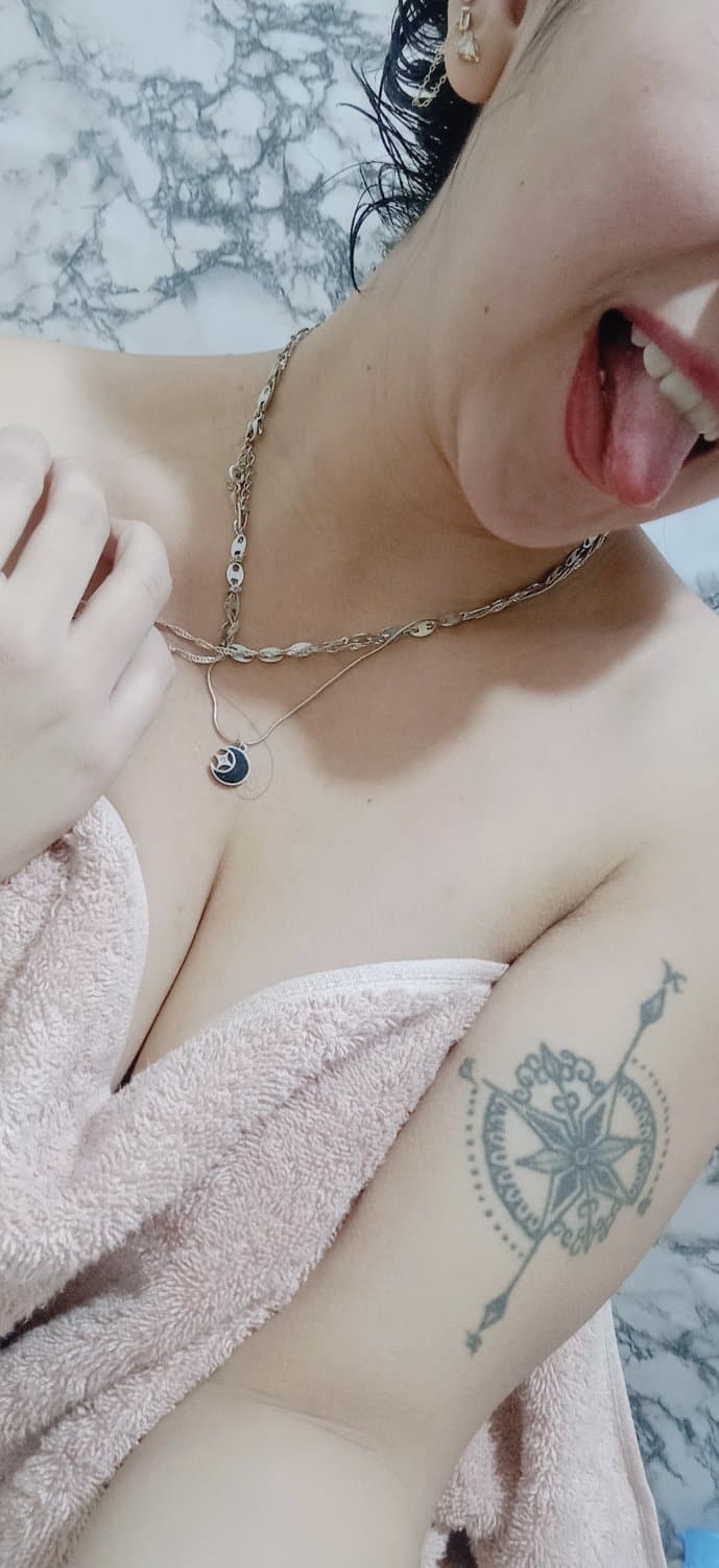 Click to view full size La perra universitaria chilena