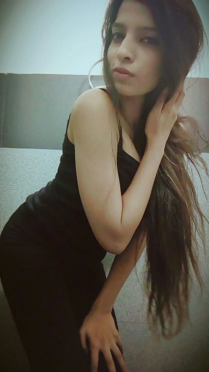 Desi hourglass figure girl stripping