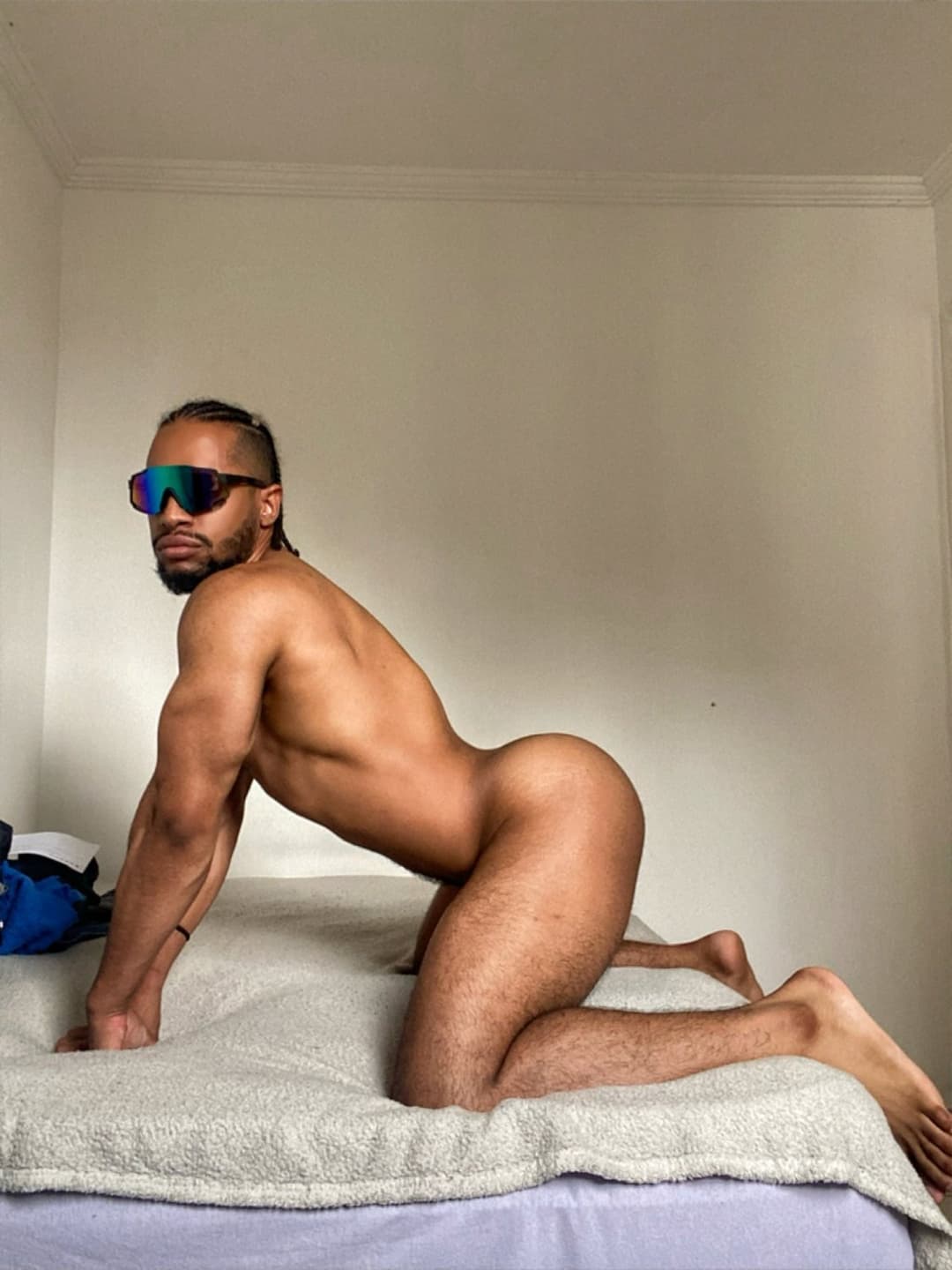 DIX  ?? ASSILICIOUS GAY LATINO ???????