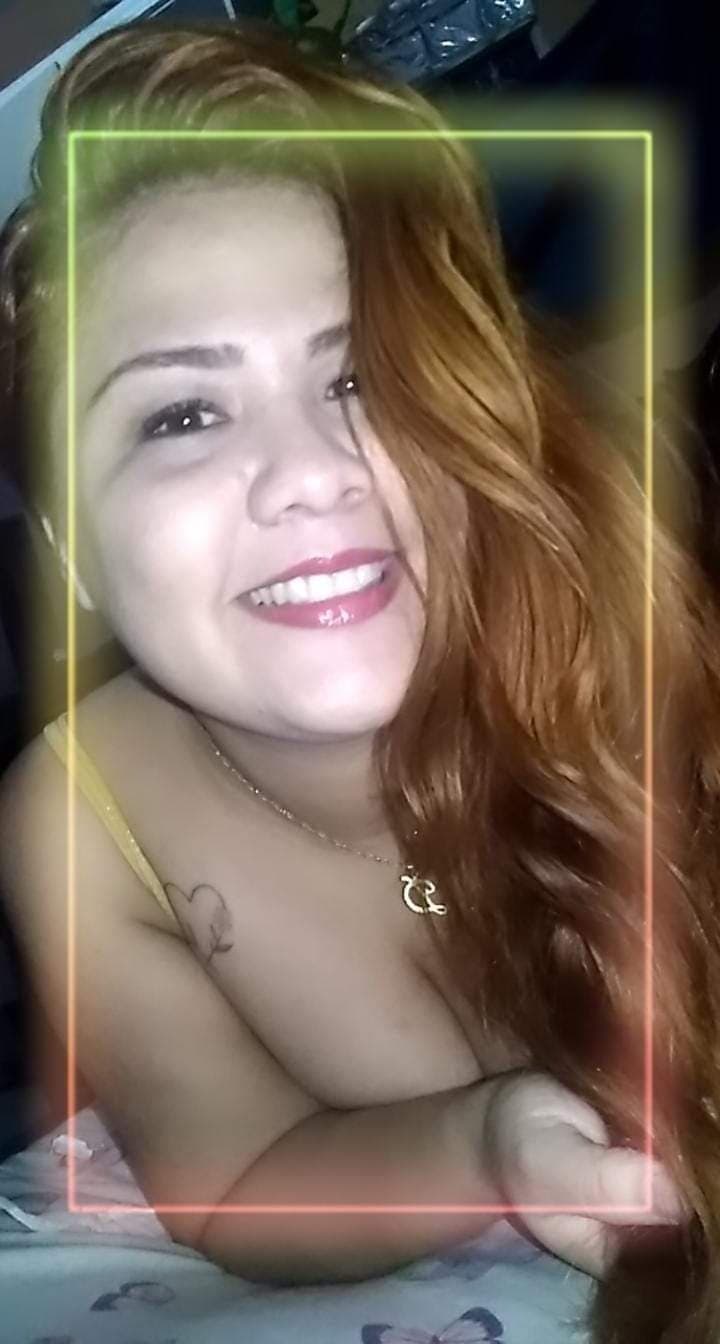 Helena cabeleireira gordelicia de S. J. dos Pinhais vazou em foto e vídeo de quando era puta Manaus