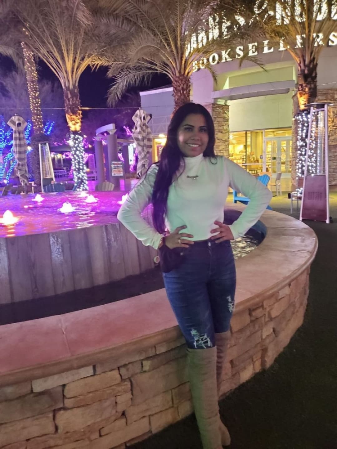 Maria, 23, Arizona. For similar treatment kik prisonerofyou