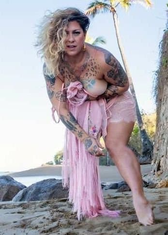 Danielle Colby Big Luscious Breast & Hot Juicy Ass Has Me Leaking ?? Vol 1