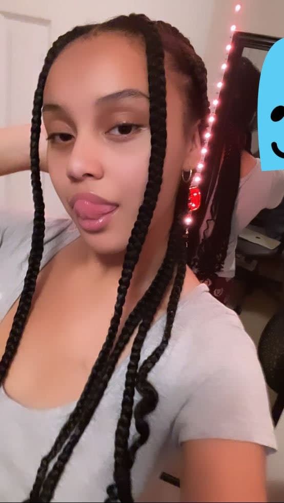 Big Titty 18 yo Lightskin Slut ALIYAH