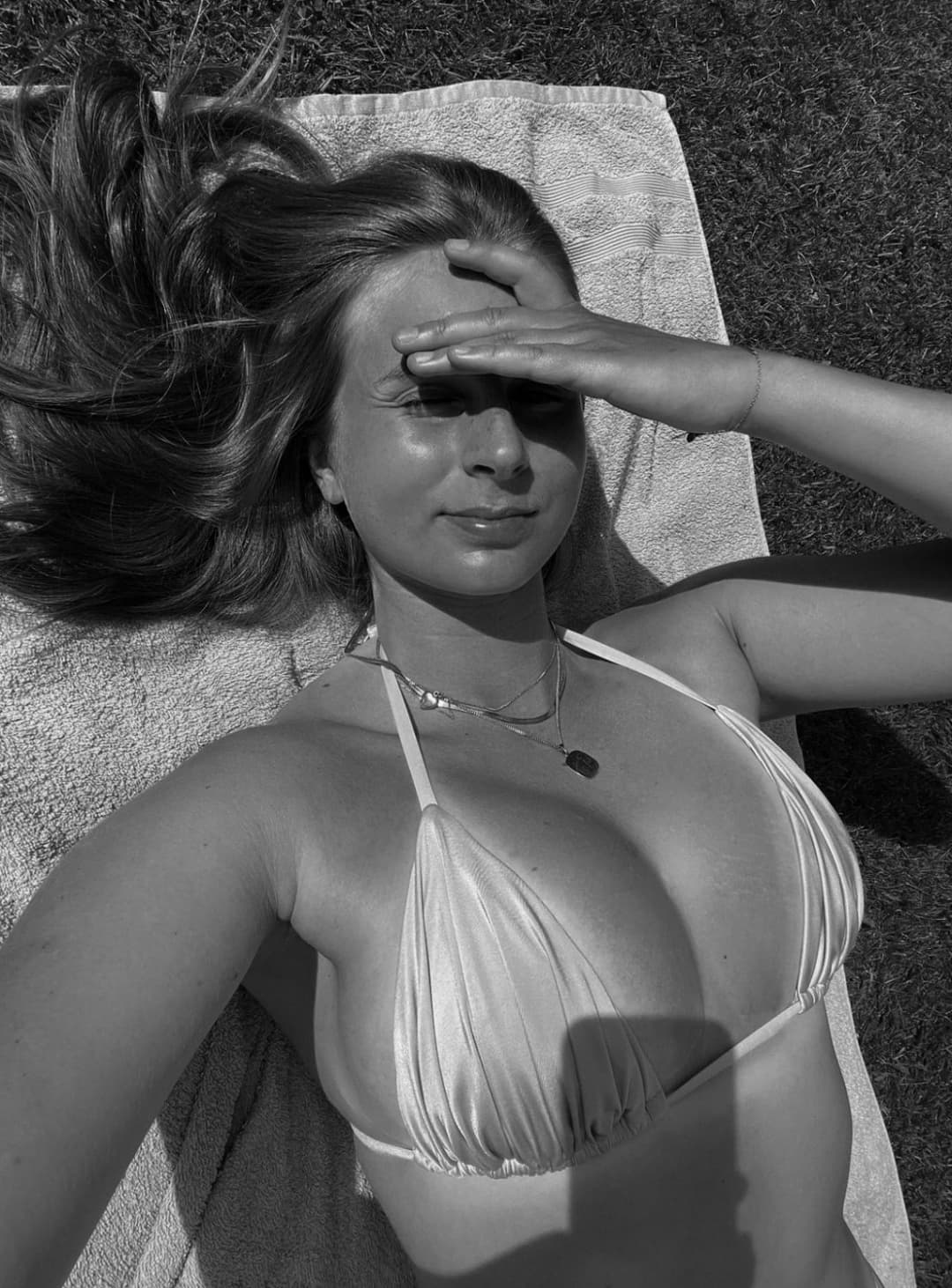 Swedish big tit big ass bikini teen Ebba needs cum and bbc