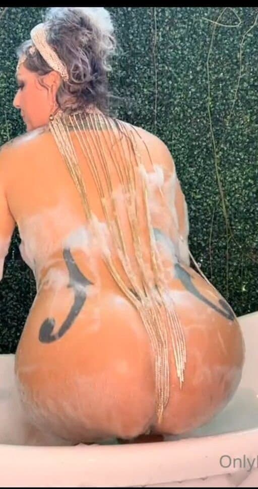 Danielle Colby Big Luscious Breast & Hot Juicy Ass Has Me Leaking ?? Vol 1