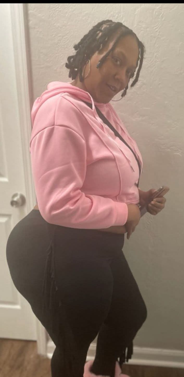 CURVY THICK EBONY MATURE