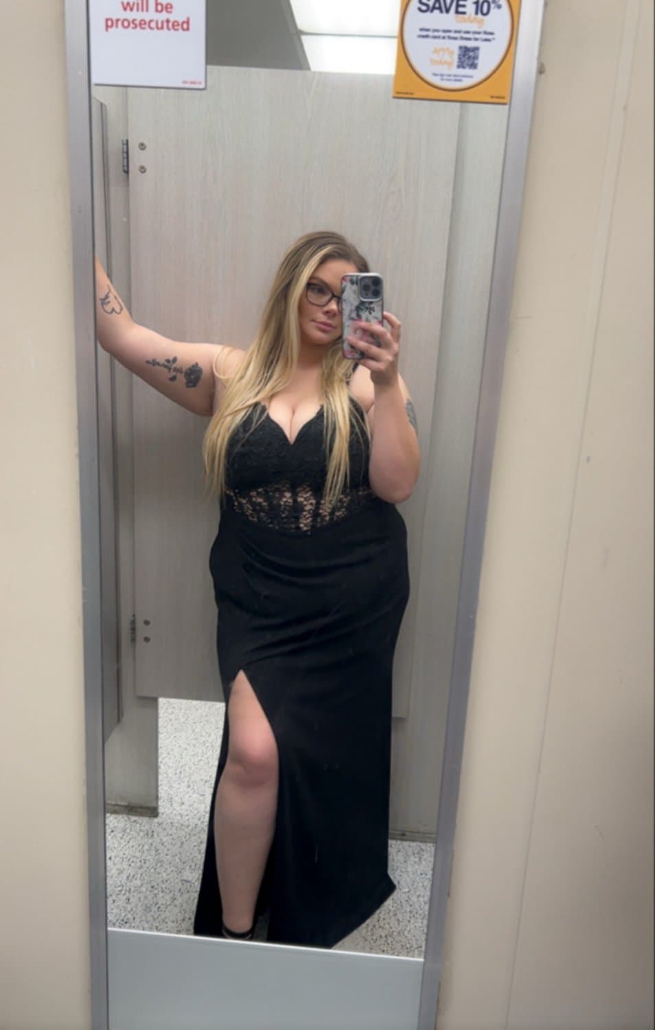 Lesbian Makeout In Bathroom