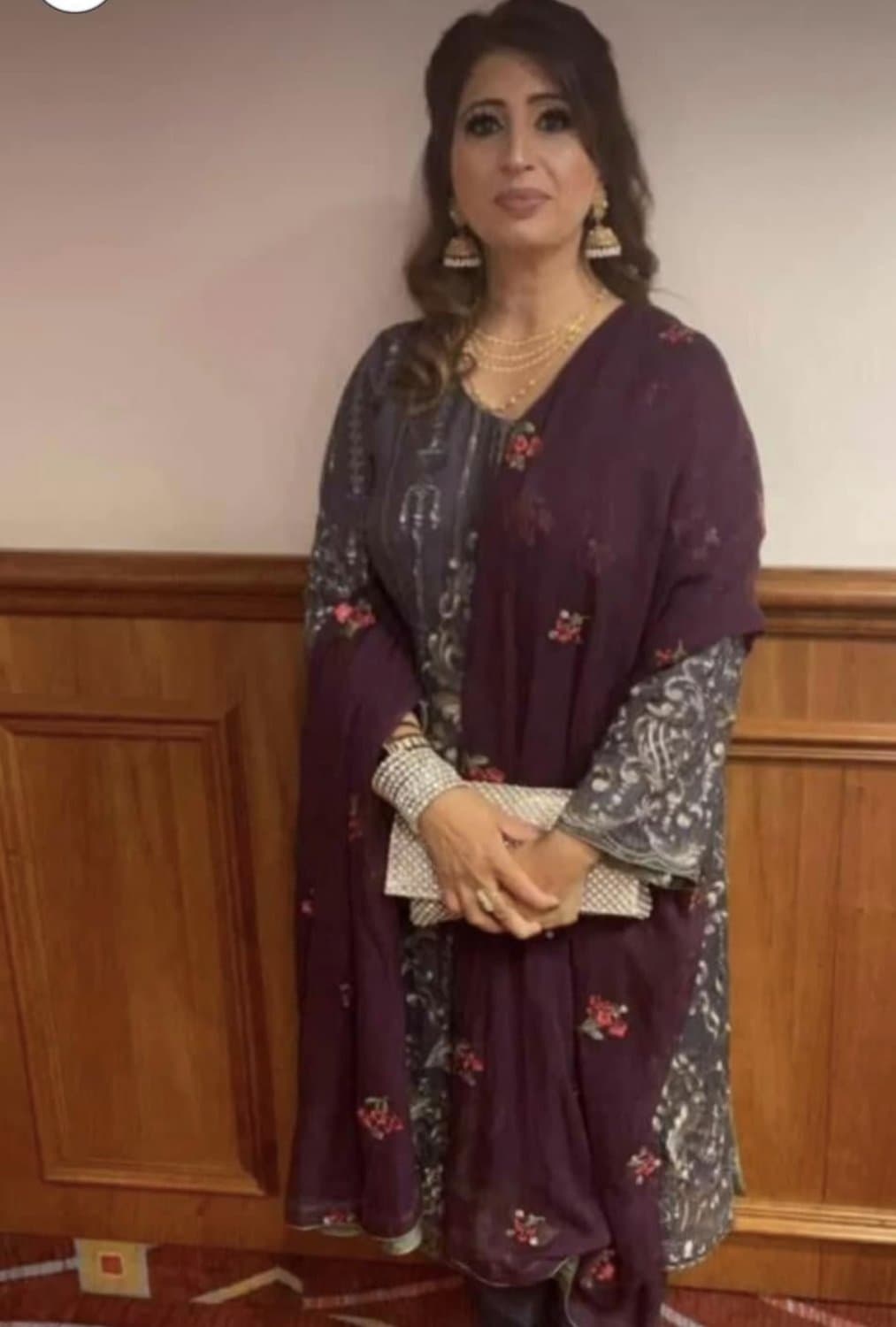 British uk desi aunty, message for info