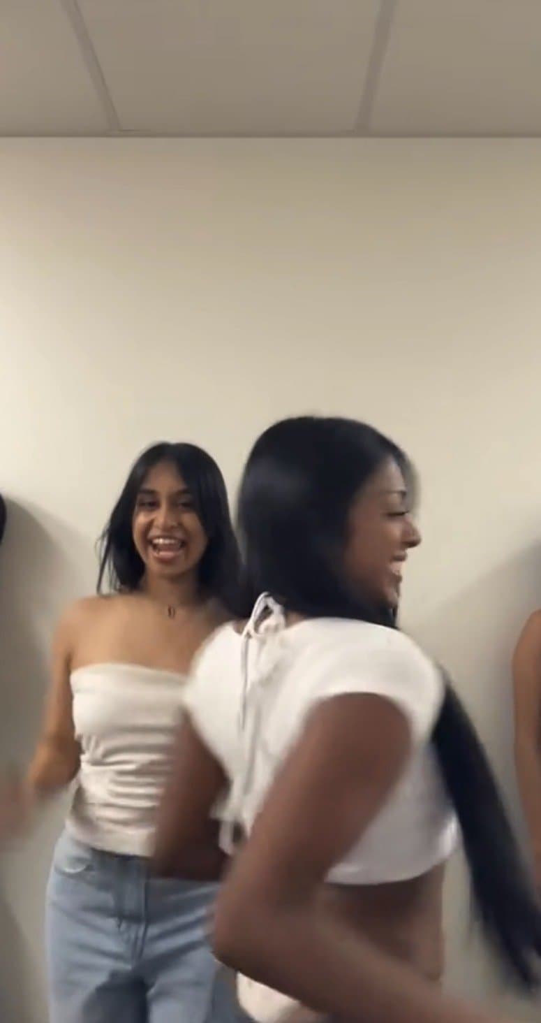 I think the dark skin wanted to show us her white thong