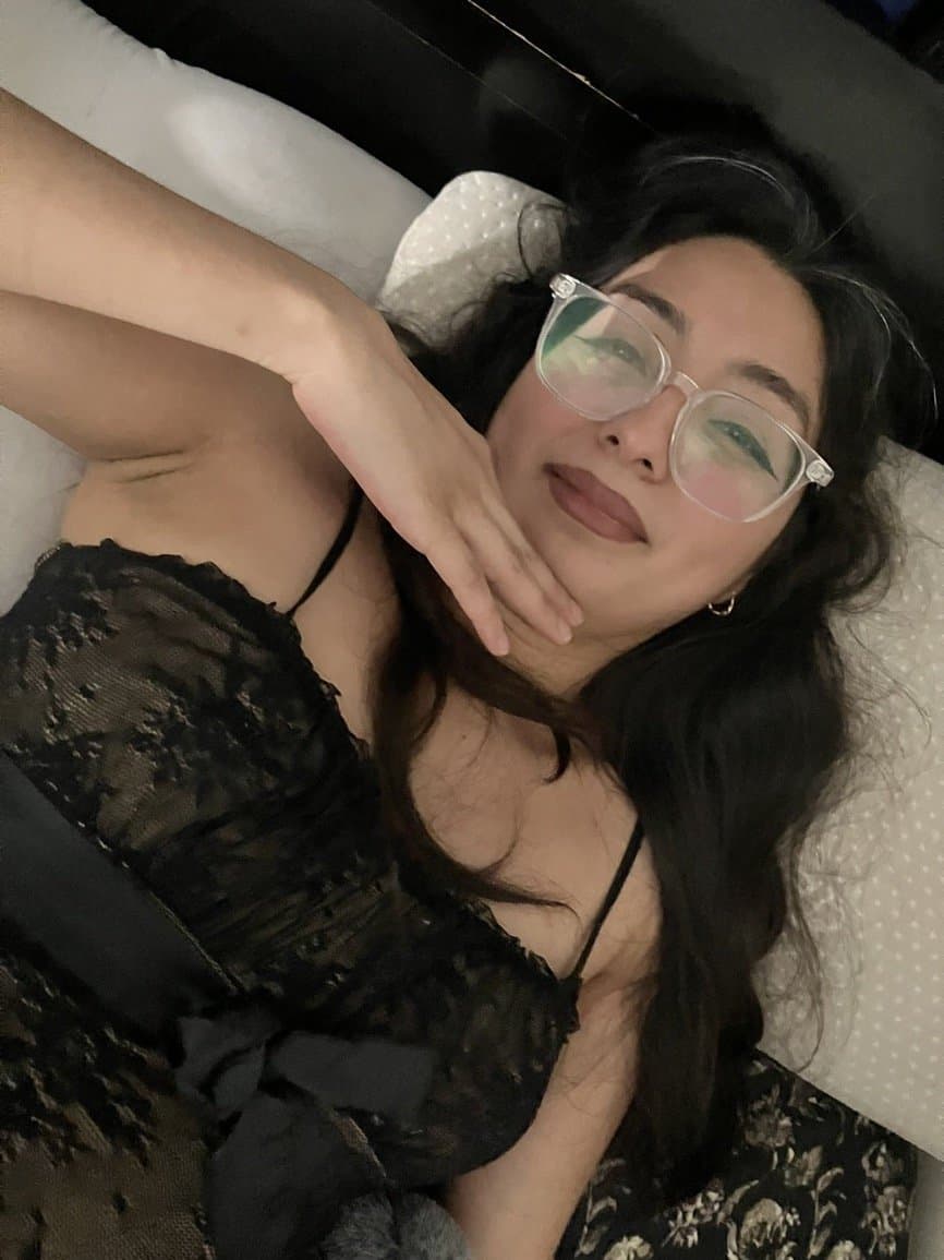 Click to view full size NRI Rich Horny Beautiful Naughty Wife Homemade Full Nude Dress Strip