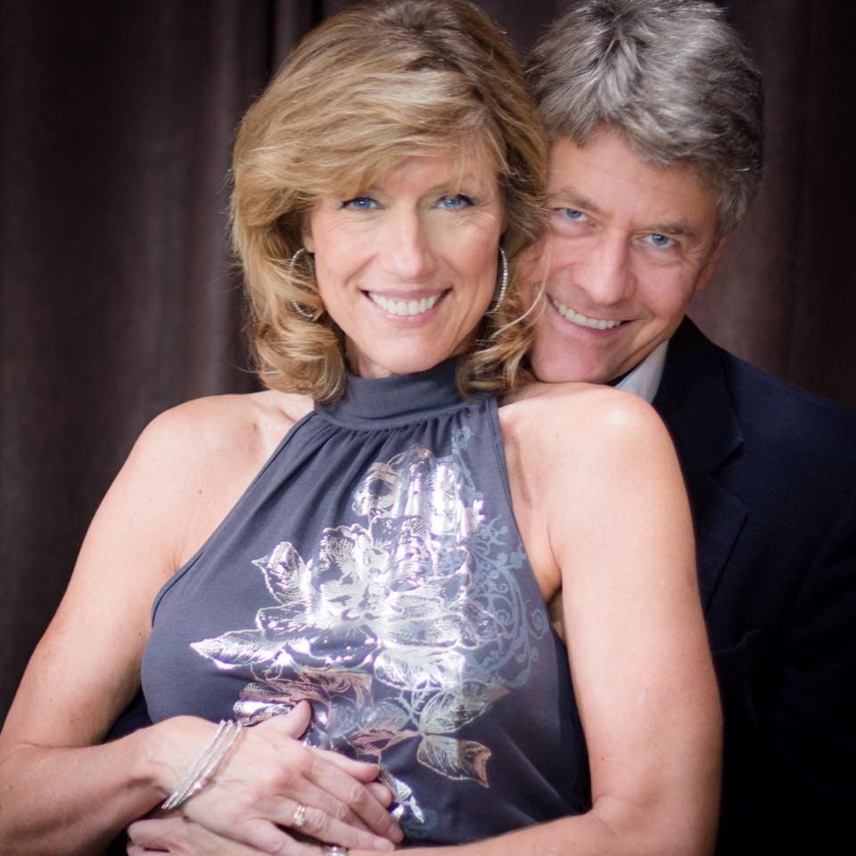 Gorgeous GILF Mary shows off her banging body