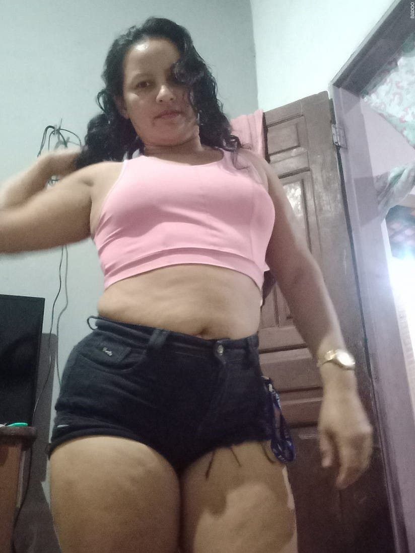 Padrão da coroa Paraense, baixinha, morena e rabuda