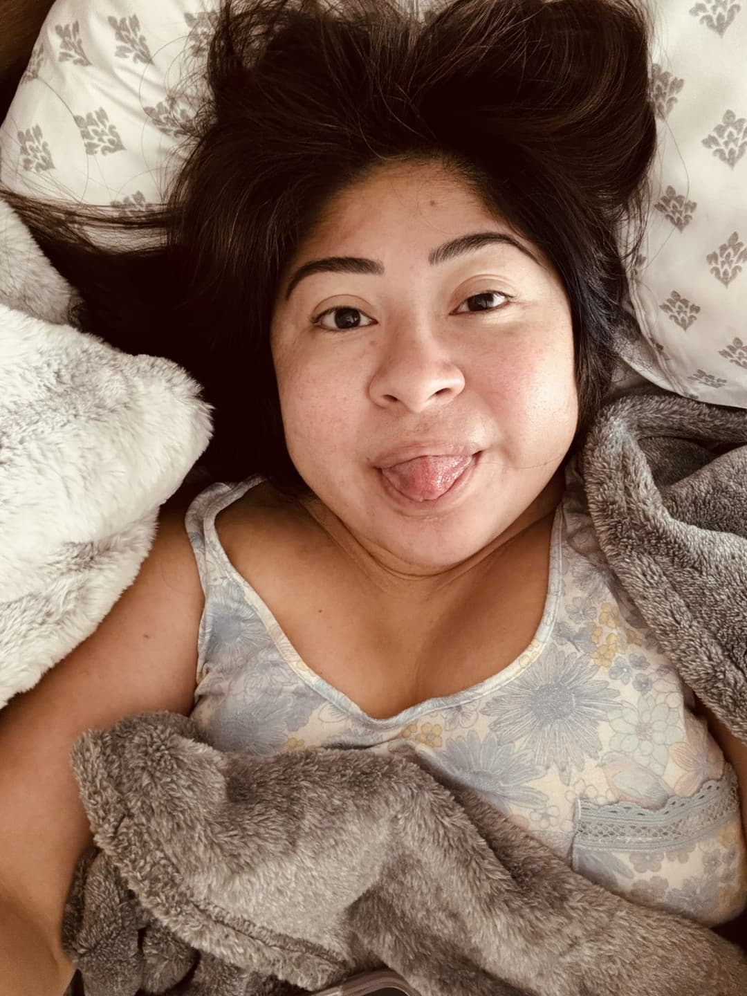 Cheating Latina caught giving her bbc coworker a blowjob