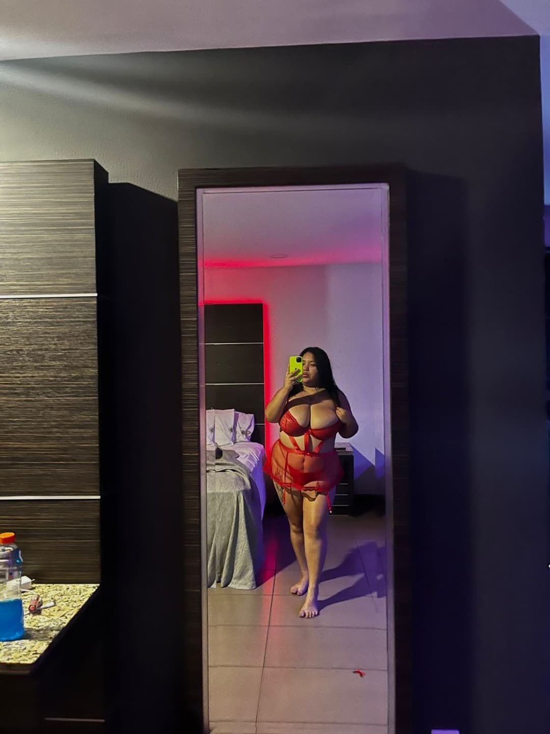 Fat bitch selling some expensive photos, at least those are some huge tits