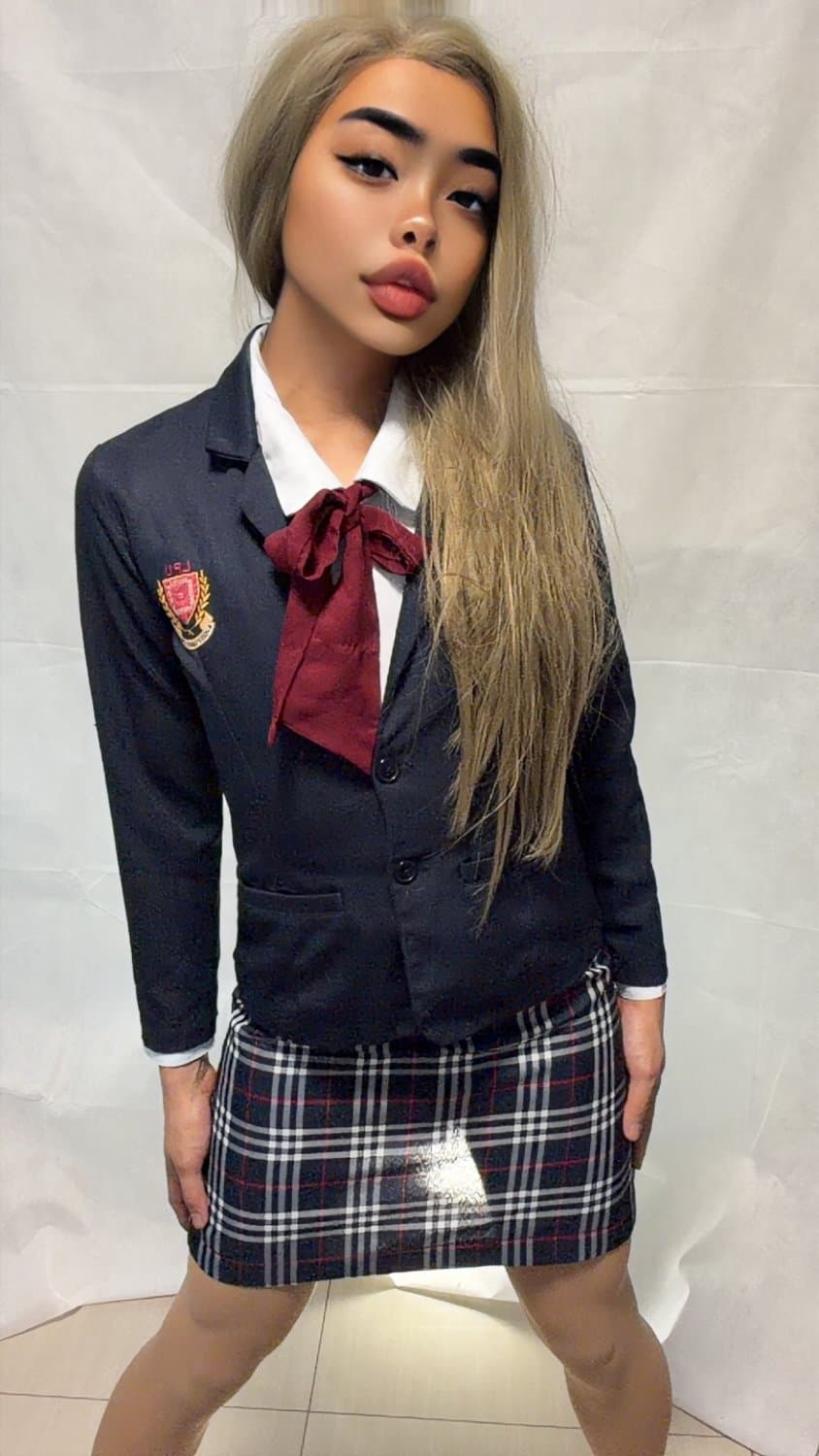 Upskirt Lyceum shs pinay trans student